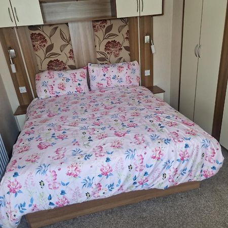 Waxholme Niks Caravans מראה חיצוני תמונה